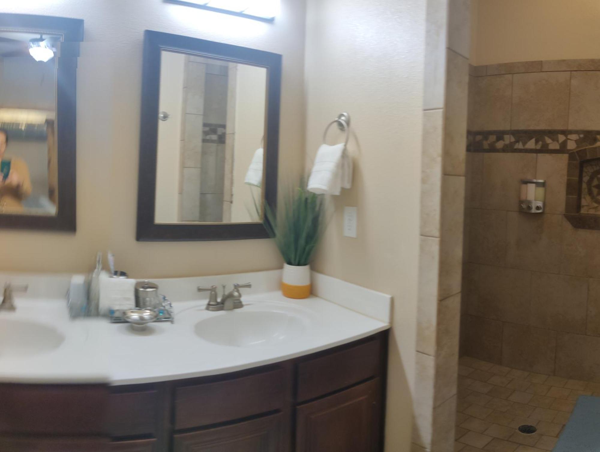Wonderful, Plush & Luxurious 3 Bed Room Home エル・パソ エクステリア 写真