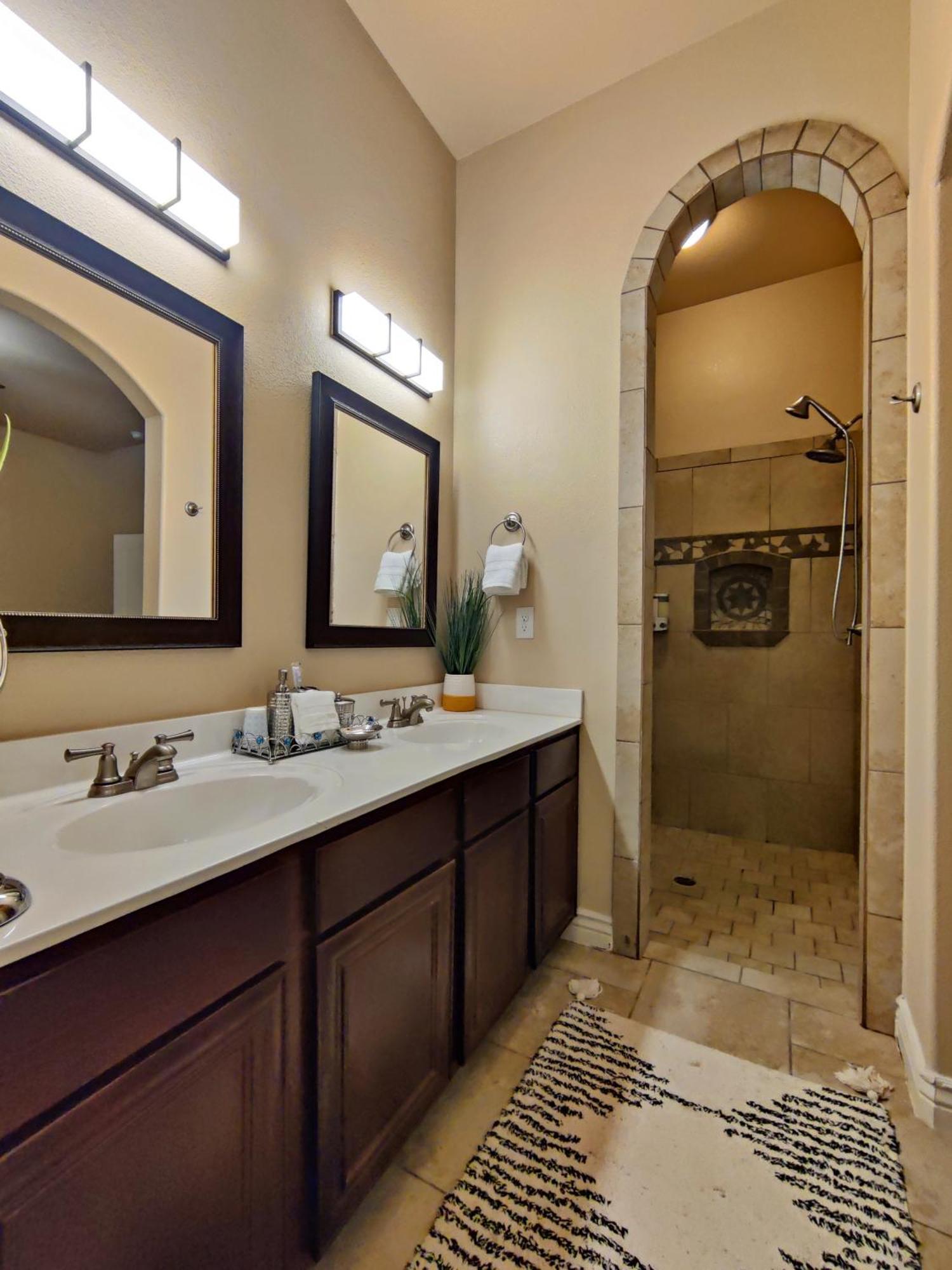 Wonderful, Plush & Luxurious 3 Bed Room Home エル・パソ エクステリア 写真